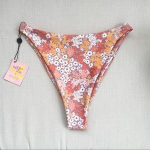 NWT Skatie x Amber Fillerup Clark High Hip Kelly Bottom in Holland Size M